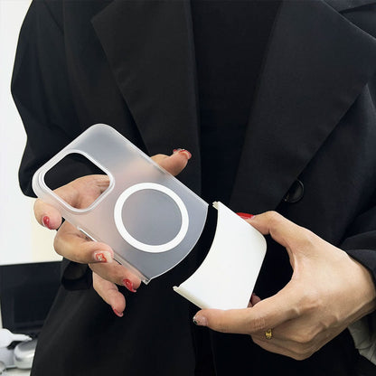 Kreativt frostet etui med kontrastsømmer