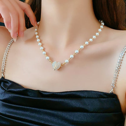 💖 Den perfekte gaven for kjærlighet og eleganse - Magnetisk hjerteperlekjede 💖