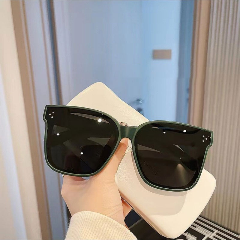 Polariserte solbriller mot nærsynthet mot ultrafiolett stråling