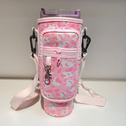 Justerbar skulderveske med termokoppholder for 40 oz