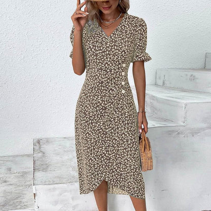 Uformell slå om-kjole med blomster for kvinner