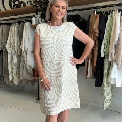 🌸 Sommerlig bohemsk blomsterkjole med rund utringning